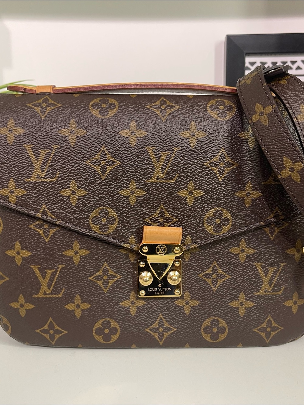 Louis Vuitton Brown Monogram Pouchette Metis Crossbody Bag